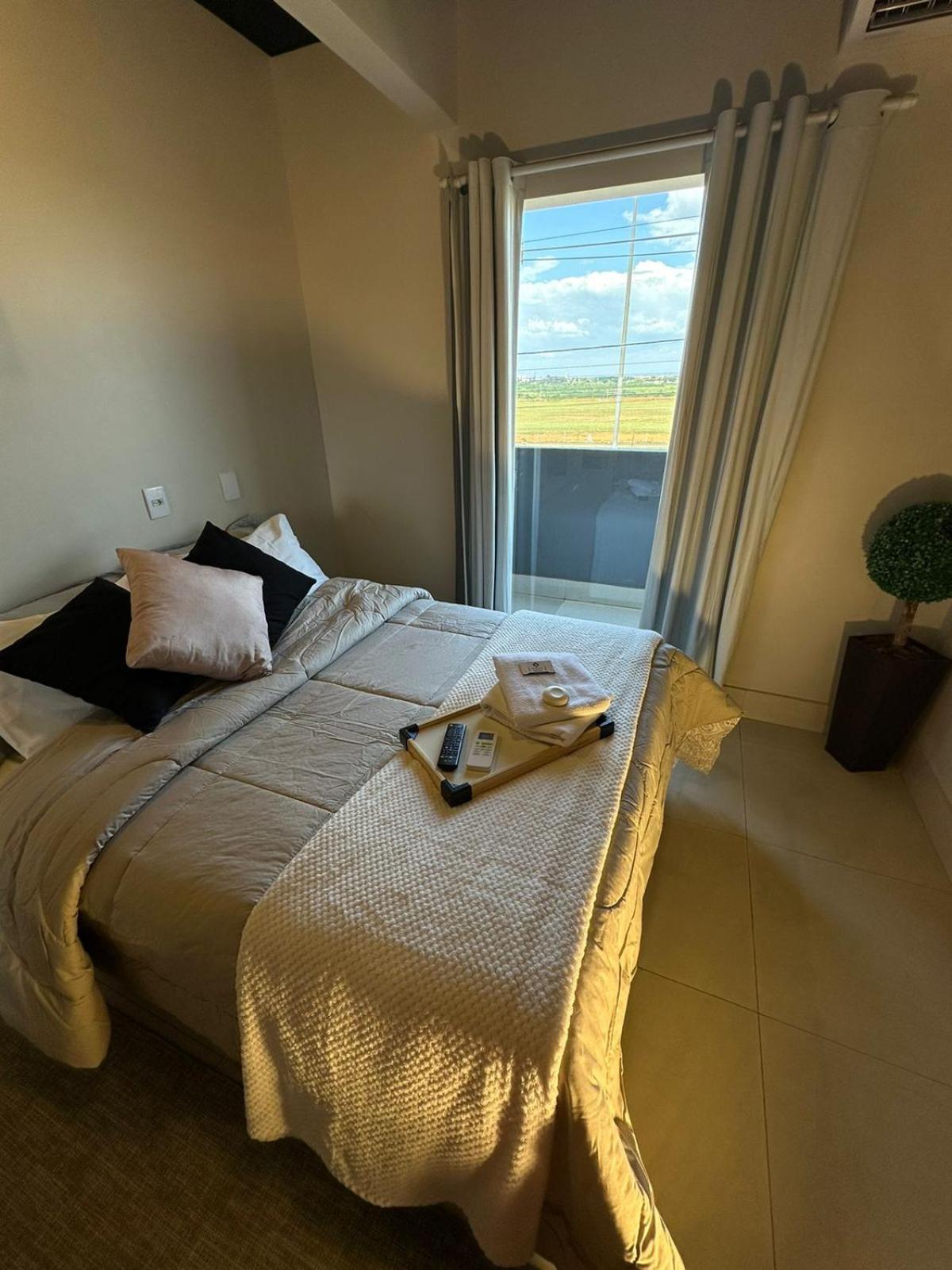Hotel Riacho Тагуатинга Экстерьер фото
