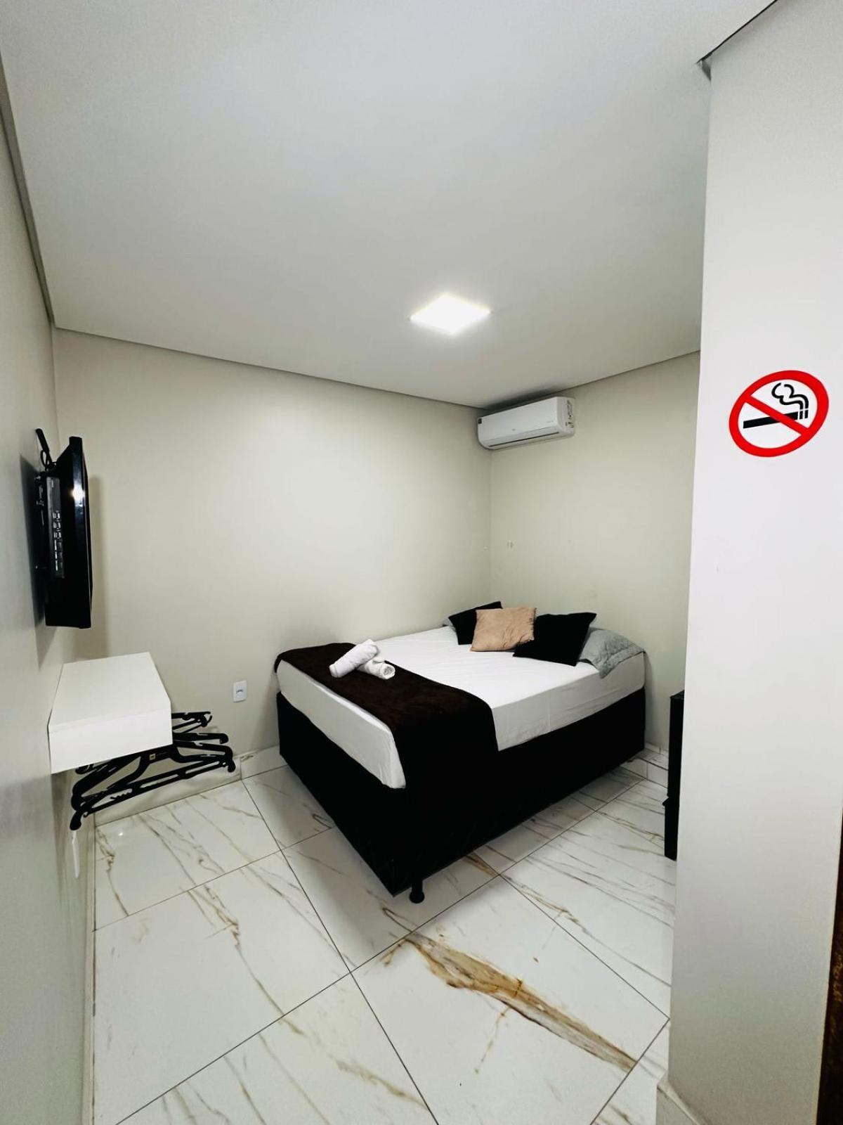 Hotel Riacho Тагуатинга Экстерьер фото